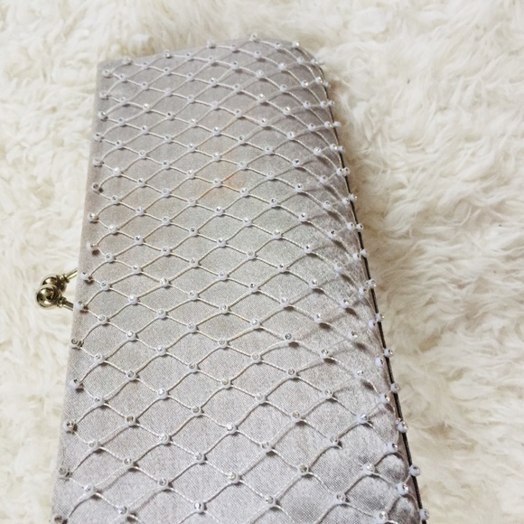 VINTAGE Silver Clutch Silver Chain Evening Purse - Picture 7 of 16